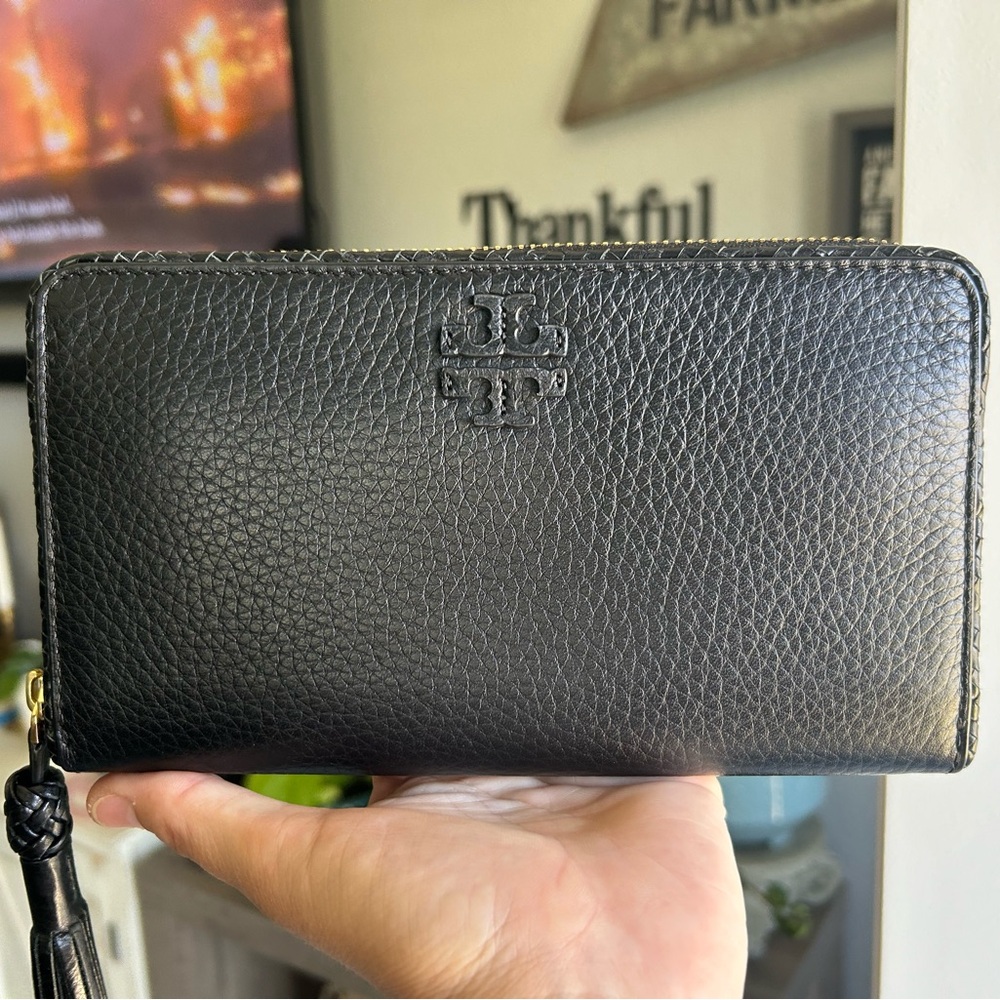 Tory Burch McGraw Wallet